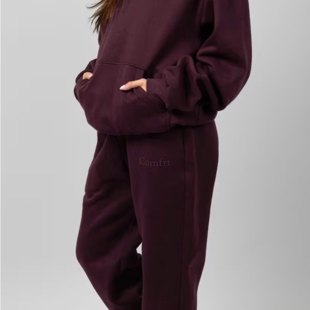 Comfrt Unisex Burgundy Hoodie and Sweats
